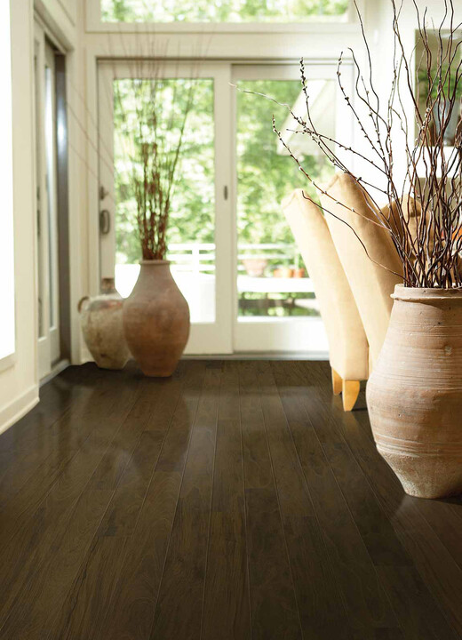 laminate wood flooring in living room